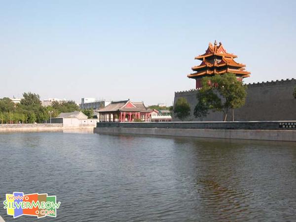 故宫东北面城墙上之角楼