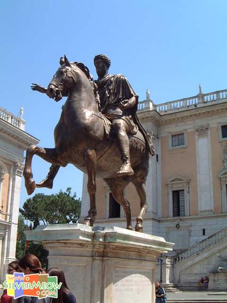 出自米高安哲奴之手