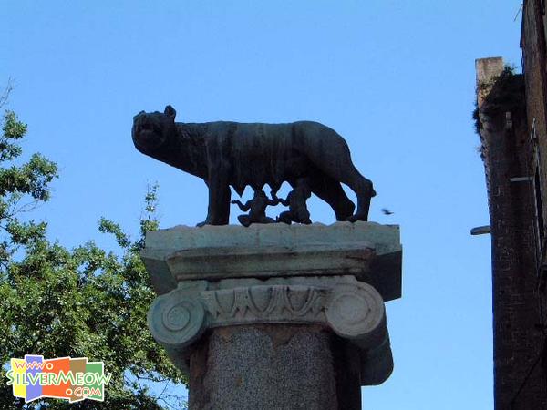 母狼青铜像 Lupa capitolina