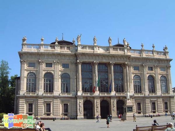 玛达马宫 Plazzo Madama