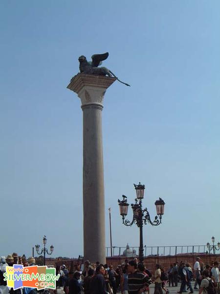 圣马可之狮青铜像