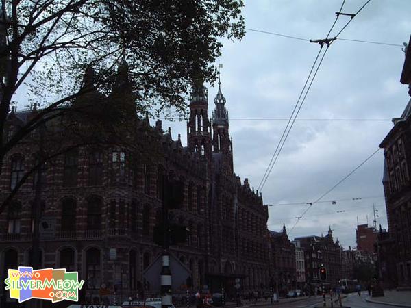 荷蘭阿姆斯特丹 Nieuwezijds Voorburgwal 大道 荷蘭阿姆斯特丹 Nieuwezijds Voorburgwal 大道