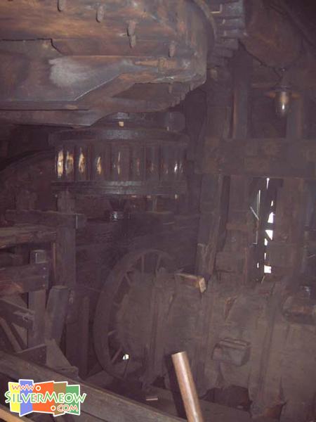 榨油風車內之風車機械齒輪