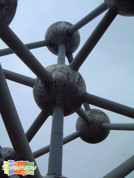比利时布鲁塞尔 原子塔 Atomium 位於 1958 年布鲁塞尔万国博览会旧址