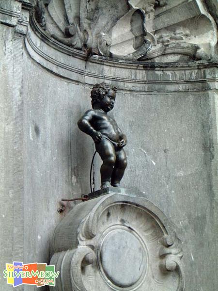 比利时布鲁塞尔 撤尿小童像 Manneken Pis