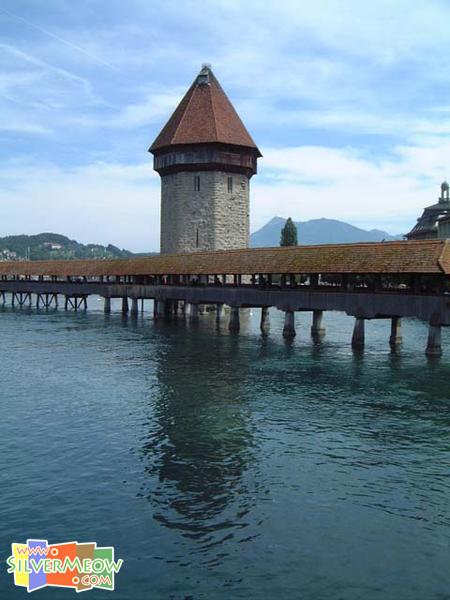 瑞士琉森 卡柏尔桥 Kapellbrucke