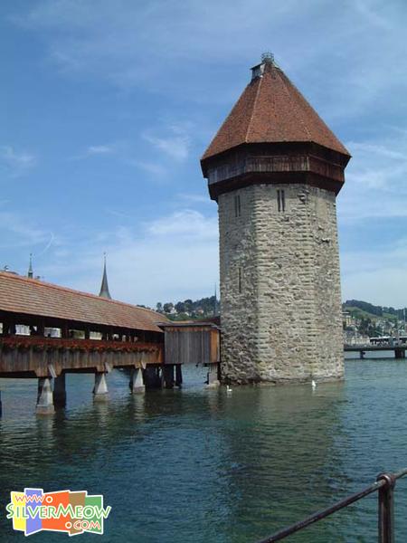 瑞士琉森 卡柏爾橋 Kapellbrucke