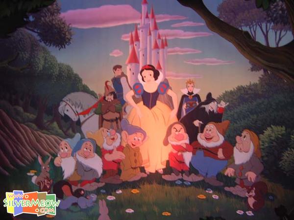 梦幻乐园 Fantasyland - 白雪公主和七个小矮人 Blanche-Neige et les Sept Nains