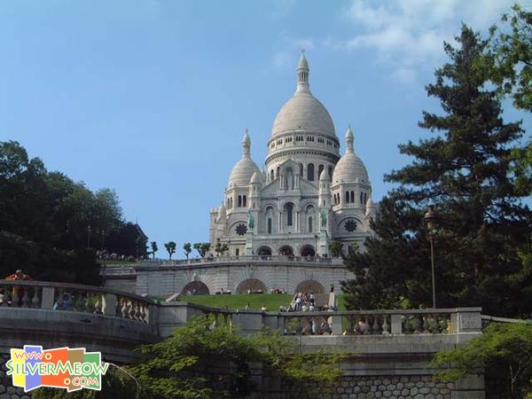 位於蒙馬特區 Montmartre 山丘上