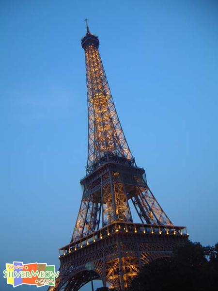建於1889年, 由艾菲爾設計, 高318米