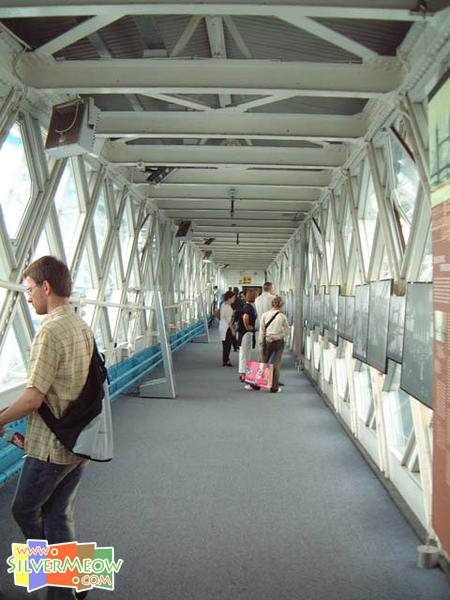 塔橋步橋 Catwalk 上