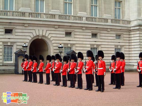 御林軍換班儀式