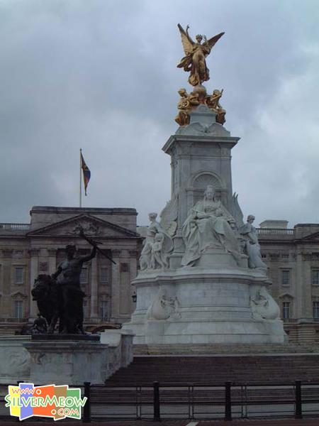 維多利亞女王像