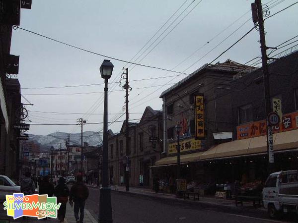 北一硝子五號館館外, 界町本通街