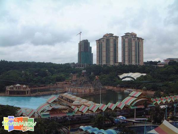 由购物城展望 Sunway Lagoon 主题公园