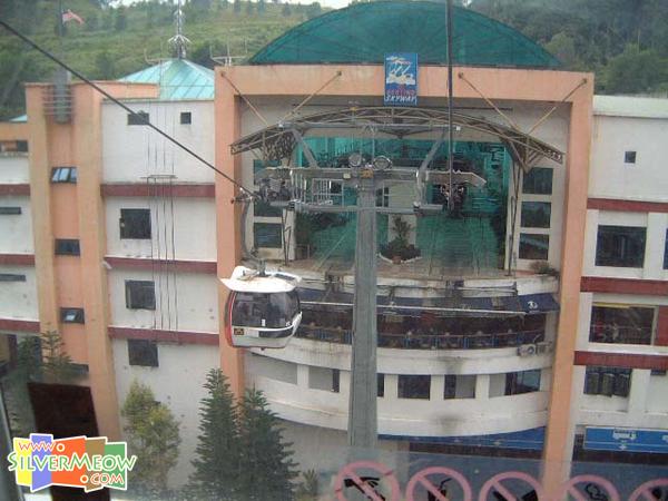 出發前往雲頂高原