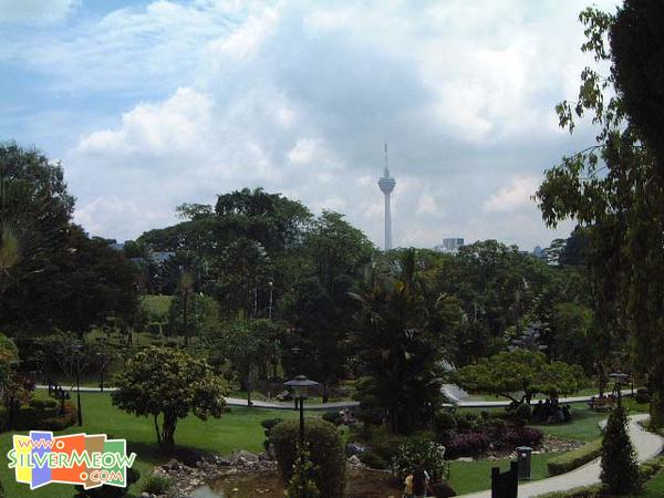园内远眺 KL Tower 吉隆坡塔