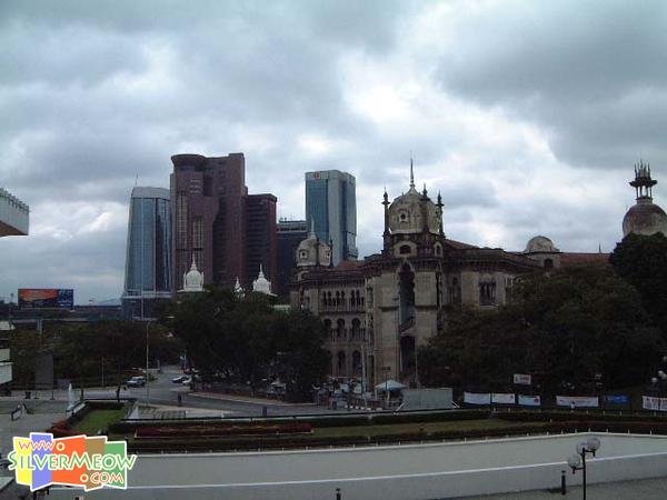 由清真寺望向 Islamic Centre 伊斯蘭中心