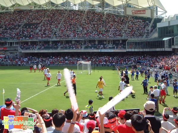 番入更衣室準備先 …