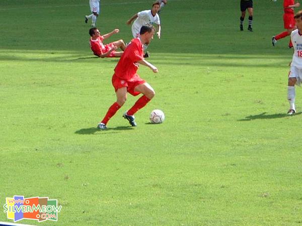 巴布 : 好痛呀 ... 史米沙等等我啦 !!