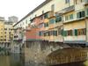 建於1345年, 横跨雅鲁河 Fiume Arno
