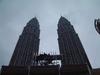 由 KLCC 外仰观, 楼高452米, 为全球最高大楼, 1997年建成